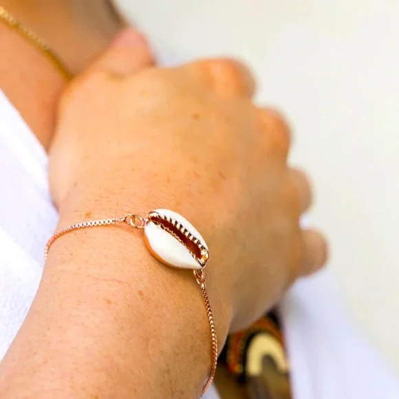 Rose Gold Cowrie Shell Bracelet - Picture 3 of 3